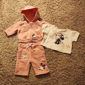 Disney baby girl Minnie Mouse 3 piece sweat outfit size 0/3 mos. Worn 1x!